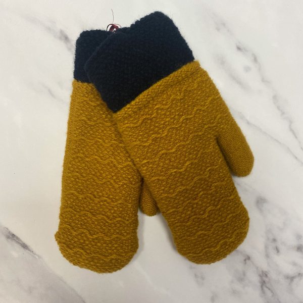 Ochre Ladies Mitten