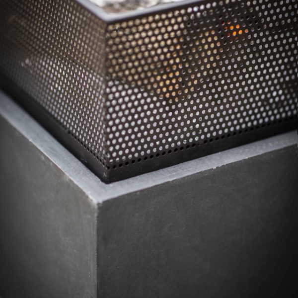 Lyneham Square Fire Pit